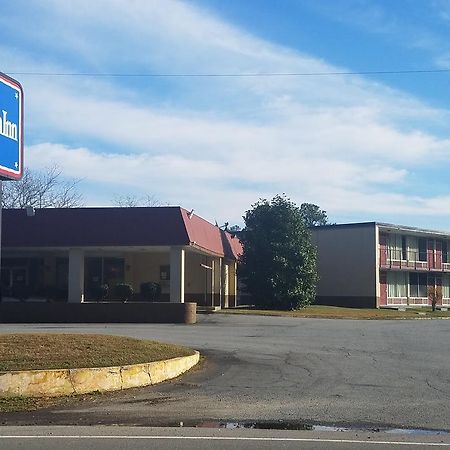 American Inn Skippers/Emporia Area Exterior foto