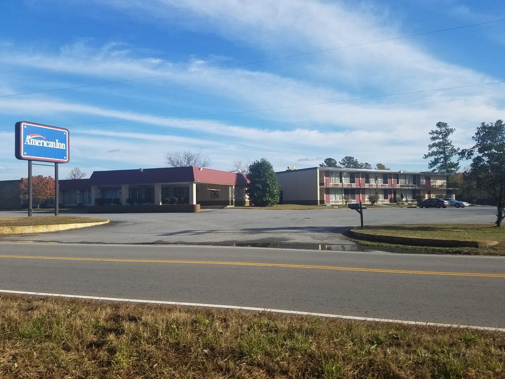 American Inn Skippers/Emporia Area Exterior foto